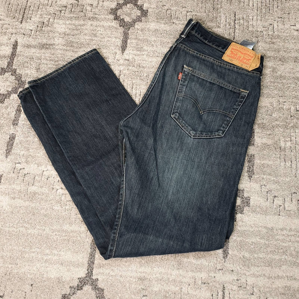 Levi's 501 Button-Fly Jeans size 36